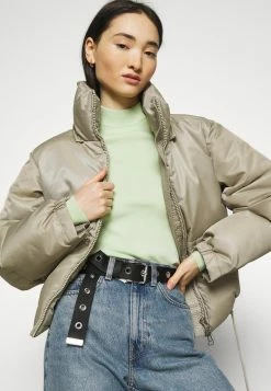 Weekday KIMBER - Pullover Women -France Weekday Soldes Boutique 7e5129ab8b5744eb9014075b0f8d0980