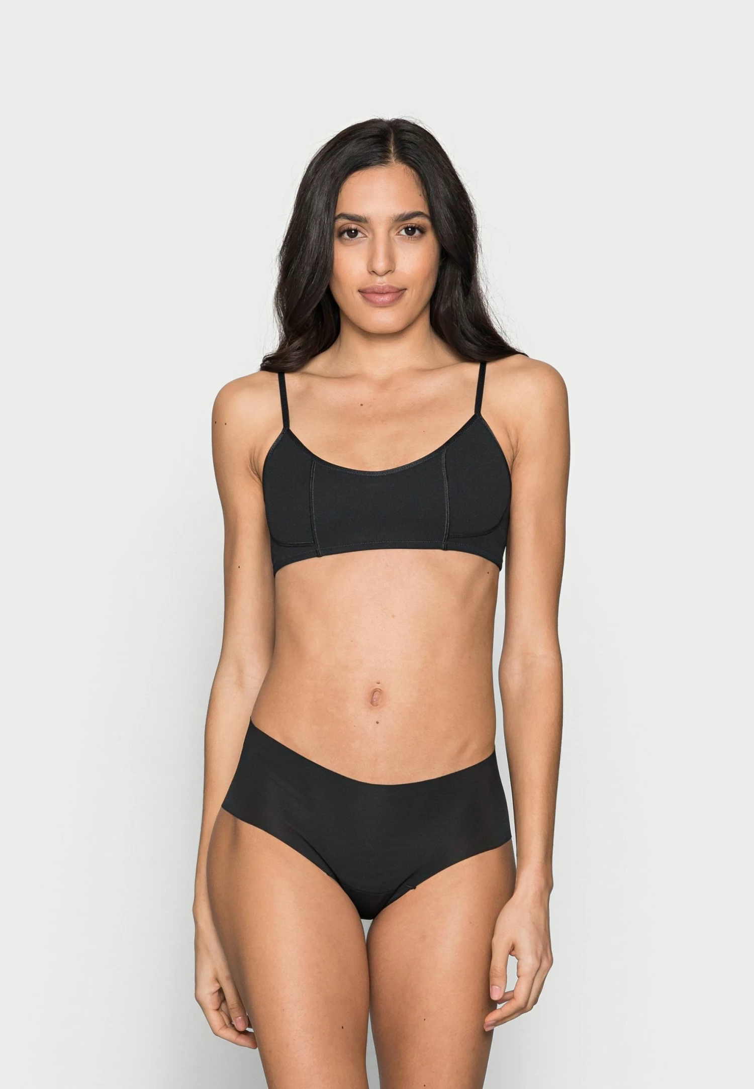 Weekday IVY SOFT BRA - Soutien-gorge invisible Women 4 Weekday IVY SOFT BRA - Soutien-gorge invisible Women – Image 2