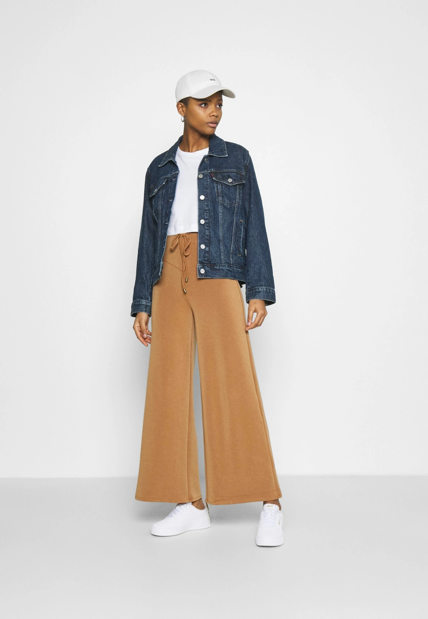 Weekday CROP VOLUME - T-shirt basique Women 4 Weekday CROP VOLUME - T-shirt basique Women – Image 2