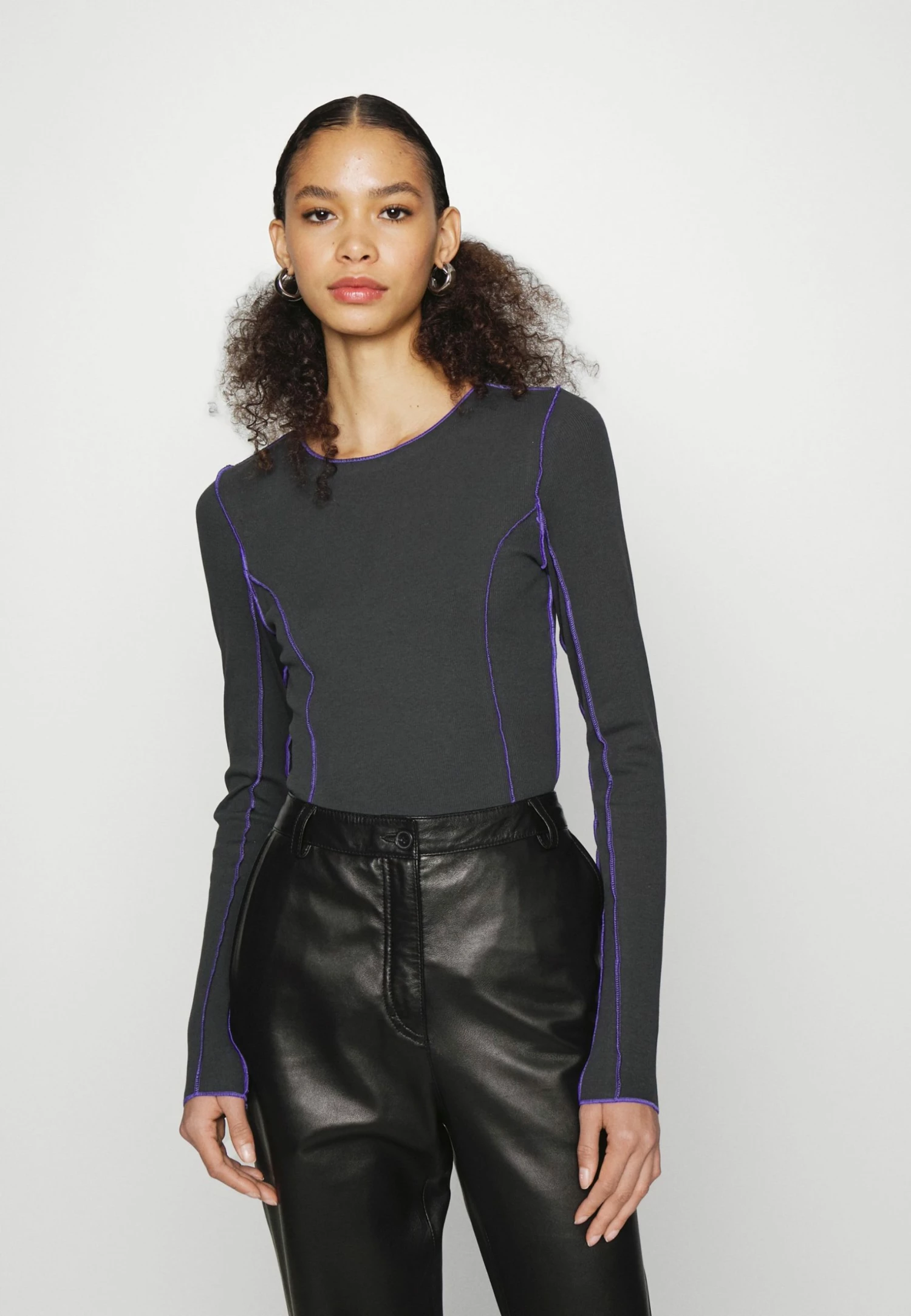 Weekday T-shirt à manches longues Women 3 Weekday T-shirt à manches longues Women