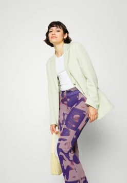 Weekday CECILE - Pantalon classique Women 13 Weekday CECILE - Pantalon classique Women -France Weekday Soldes Boutique 89d1f6f946c049878ca066bc917eacd0