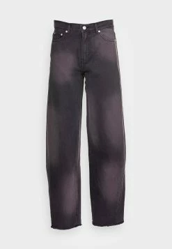 Weekday FAITH TROUSERS - Jean boyfriend Women 11 Weekday FAITH TROUSERS - Jean boyfriend Women -France Weekday Soldes Boutique 8b759b0ad2bf456f8addd5d758cd6f1a 1