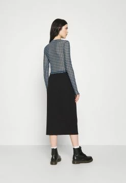 Weekday SENA LONG SLEEVE - T-shirt à manches longues Women 10 Weekday SENA LONG SLEEVE - T-shirt à manches longues Women -France Weekday Soldes Boutique 8dbb443ffbd341ca8769592190793172