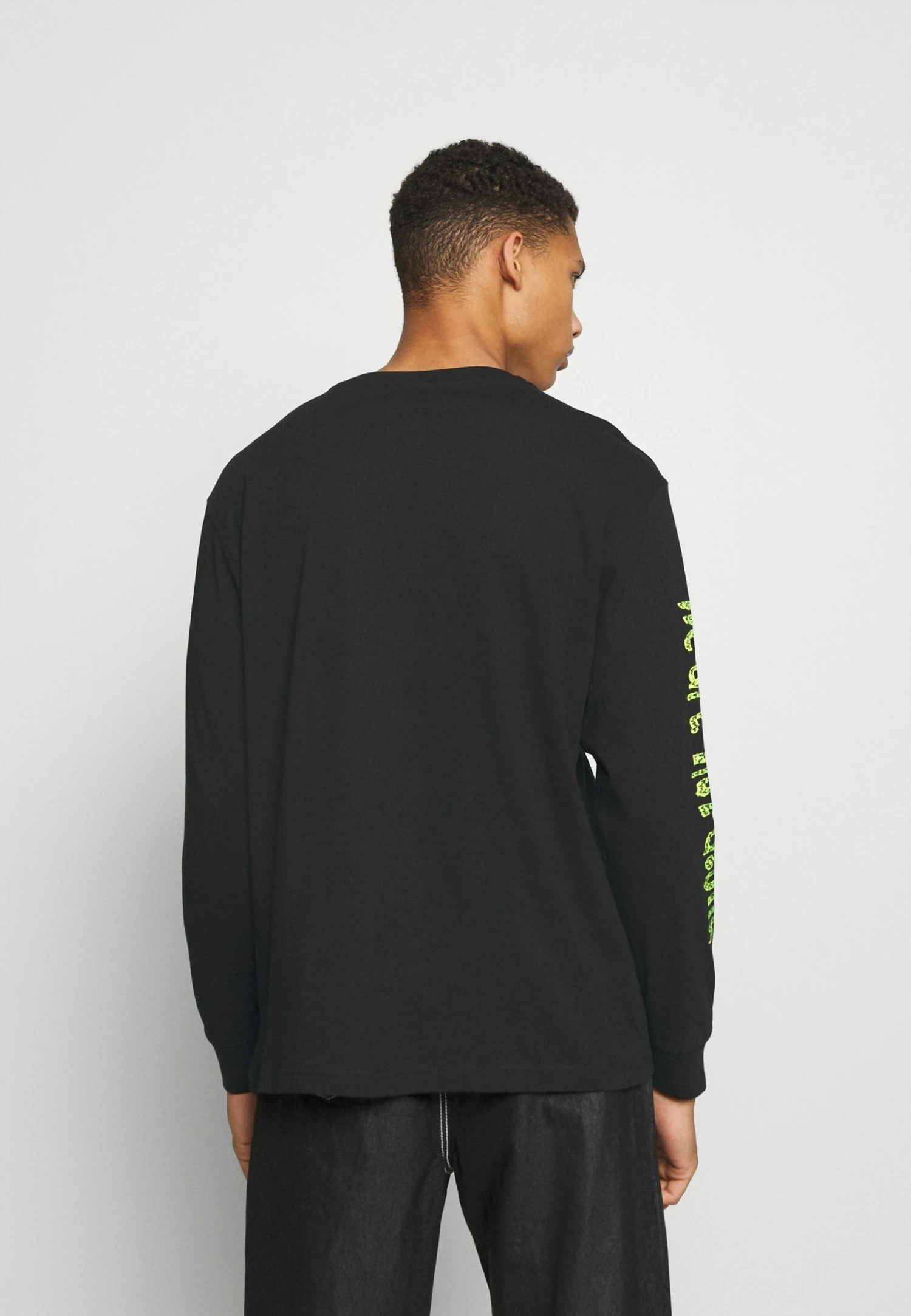 Weekday HACK PRINTED LONGSLEEVE UNISEX - T-shirt imprimé All 5 Weekday HACK PRINTED LONGSLEEVE UNISEX - T-shirt imprimé All – Image 3