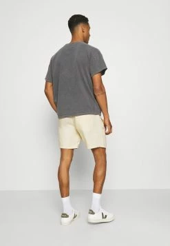 Weekday OLSEN - Short Men 9 Weekday OLSEN - Short Men -France Weekday Soldes Boutique 933dedd05d50425ba3d0701888474e20