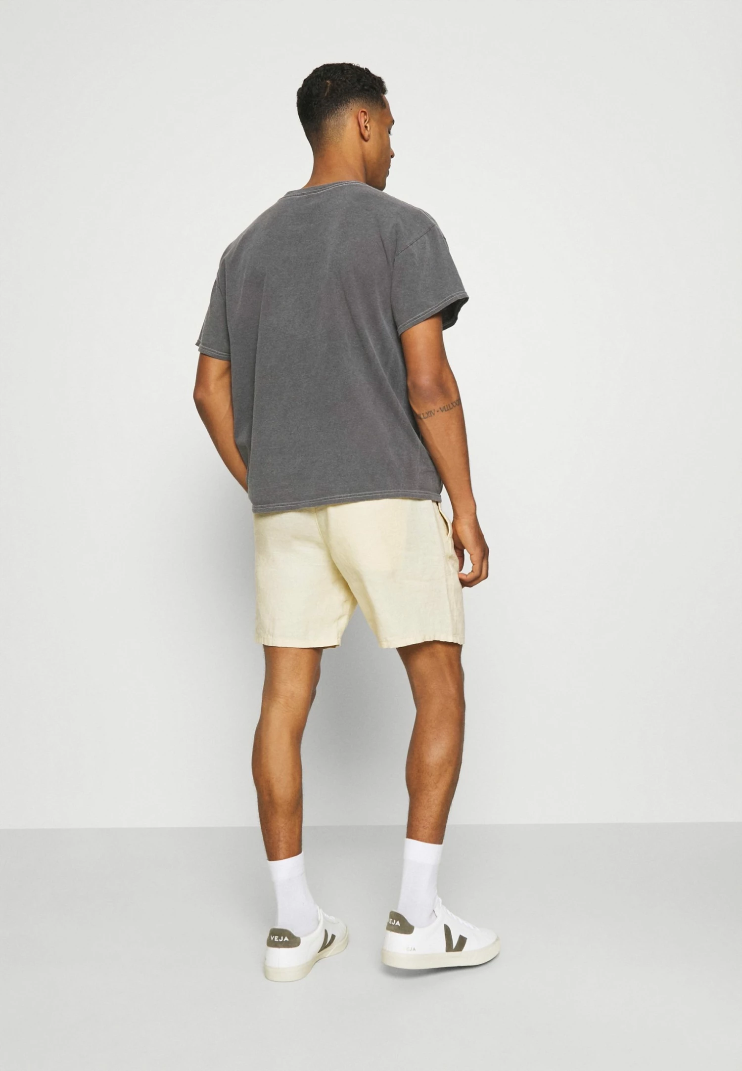 Weekday OLSEN - Short Men 5 Weekday OLSEN - Short Men – Image 3