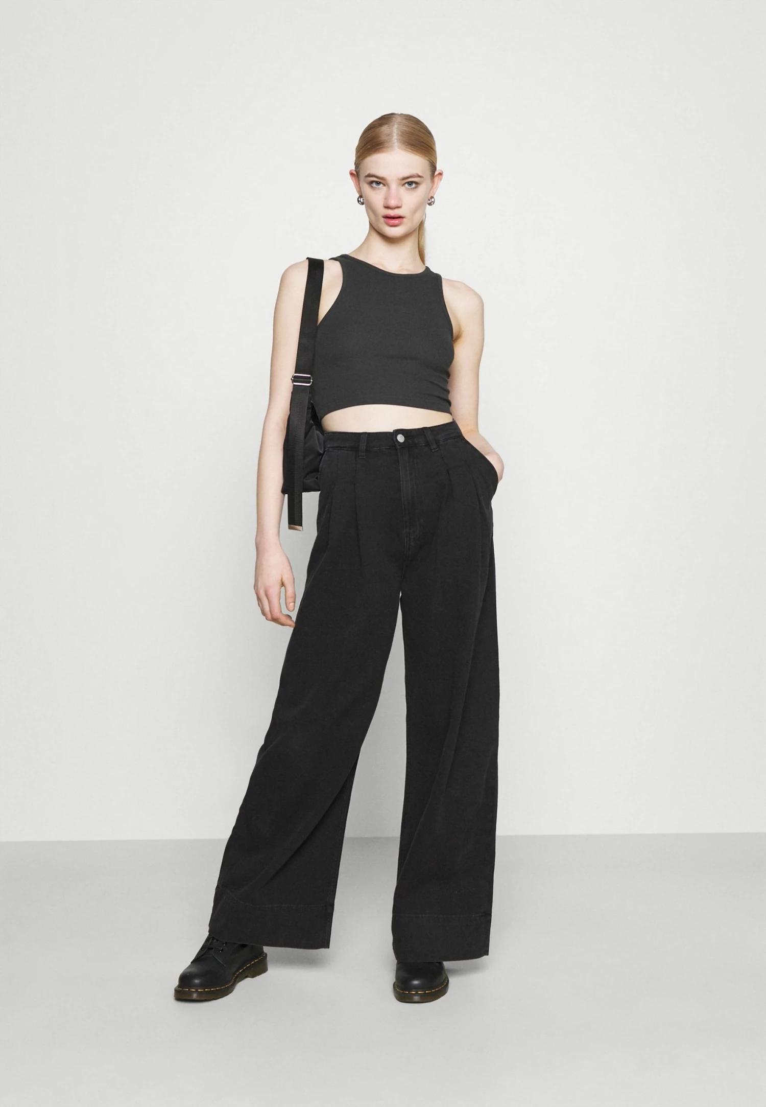 Weekday STELLA CROP 2 PACK - Débardeur Women 3 Weekday STELLA CROP 2 PACK - Débardeur Women