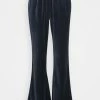 Weekday ROXANNA TROUSER - Pantalon de survêtement Women 2 Weekday ROXANNA TROUSER - Pantalon de survêtement Women -France Weekday Soldes Boutique 941e9ad8982f4a17a0f2fa26465729c0