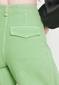 Weekday GRITTY TWILL WORKWEAR - Jean boyfriend Women -France Weekday Soldes Boutique 94369b984b0941e7b810c5e4a55b7dfc