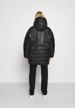 Weekday MARTINE PUFFER - Veste d'hiver Women -France Weekday Soldes Boutique 955a13a31eea4fe7a621605ee7bdfaeb