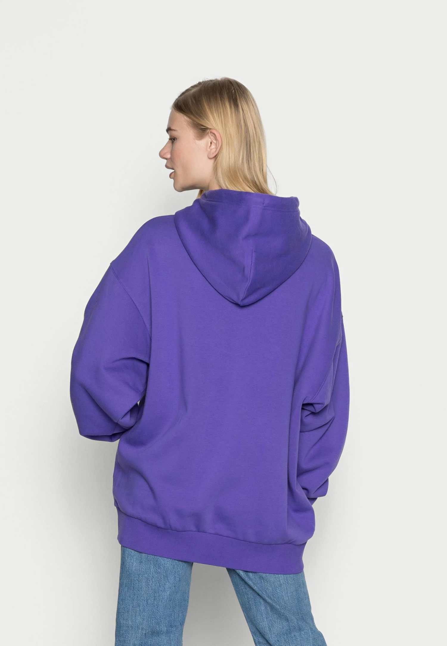 Weekday CORE OVERSIZED HOODIE - Sweatshirt Women 5 Weekday CORE OVERSIZED HOODIE - Sweatshirt Women – Image 3