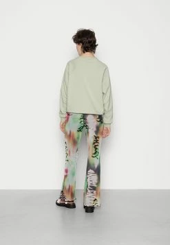 Weekday CECILE - Pantalon classique Women -France Weekday Soldes Boutique 9843731779e04d12b2bfc3b844558a40