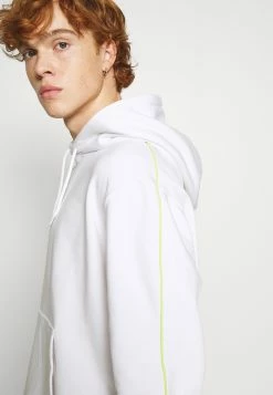 Weekday STANDARD HOODIE UNISEX - Sweat à capuche All 13 Weekday STANDARD HOODIE UNISEX - Sweat à capuche All -France Weekday Soldes Boutique 9a5c58a99f034897a7f7a4f8f58baf96