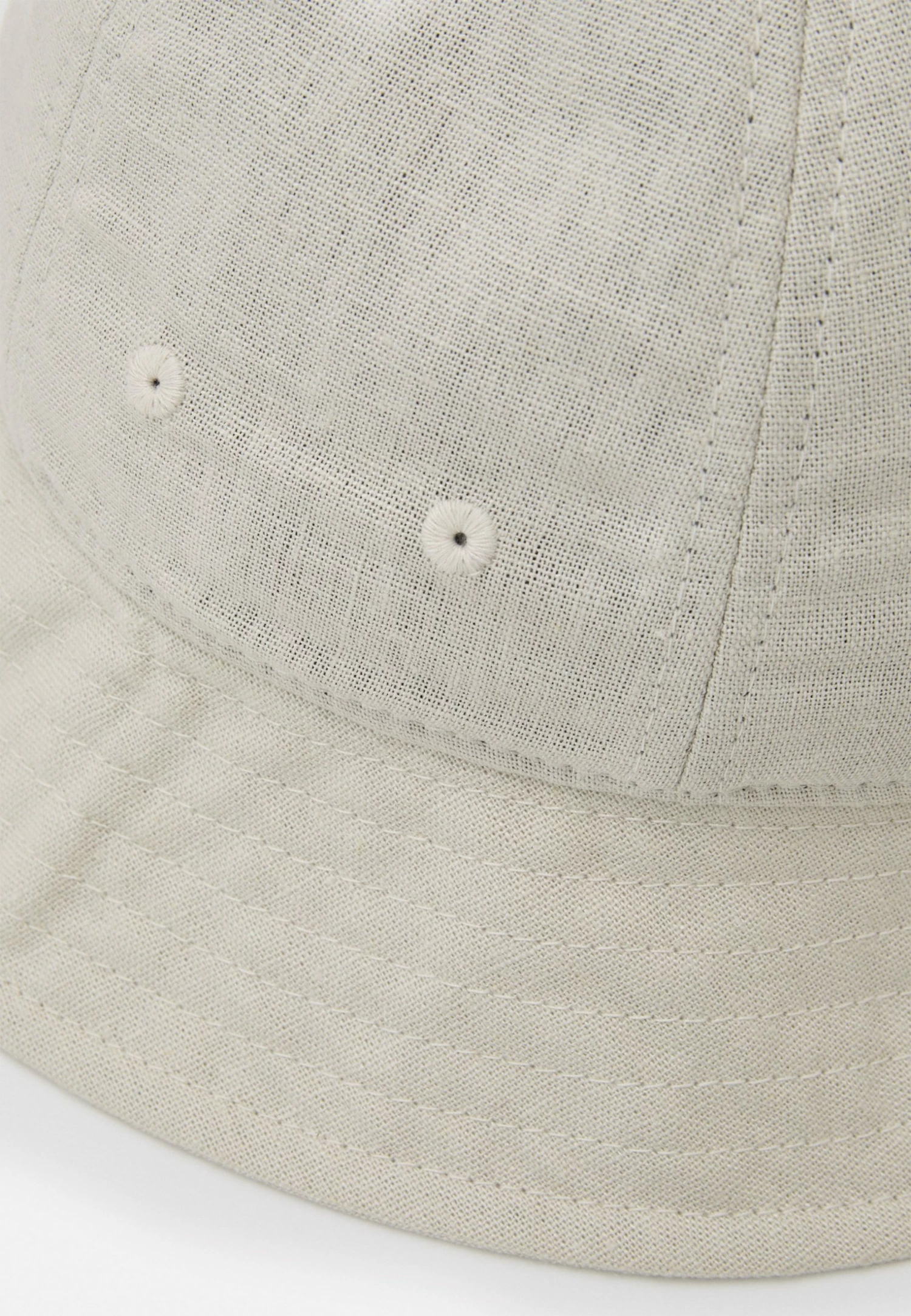 Weekday LINGER BUCKET HAT - Bonnet Women 6 Weekday LINGER BUCKET HAT - Bonnet Women – Image 4