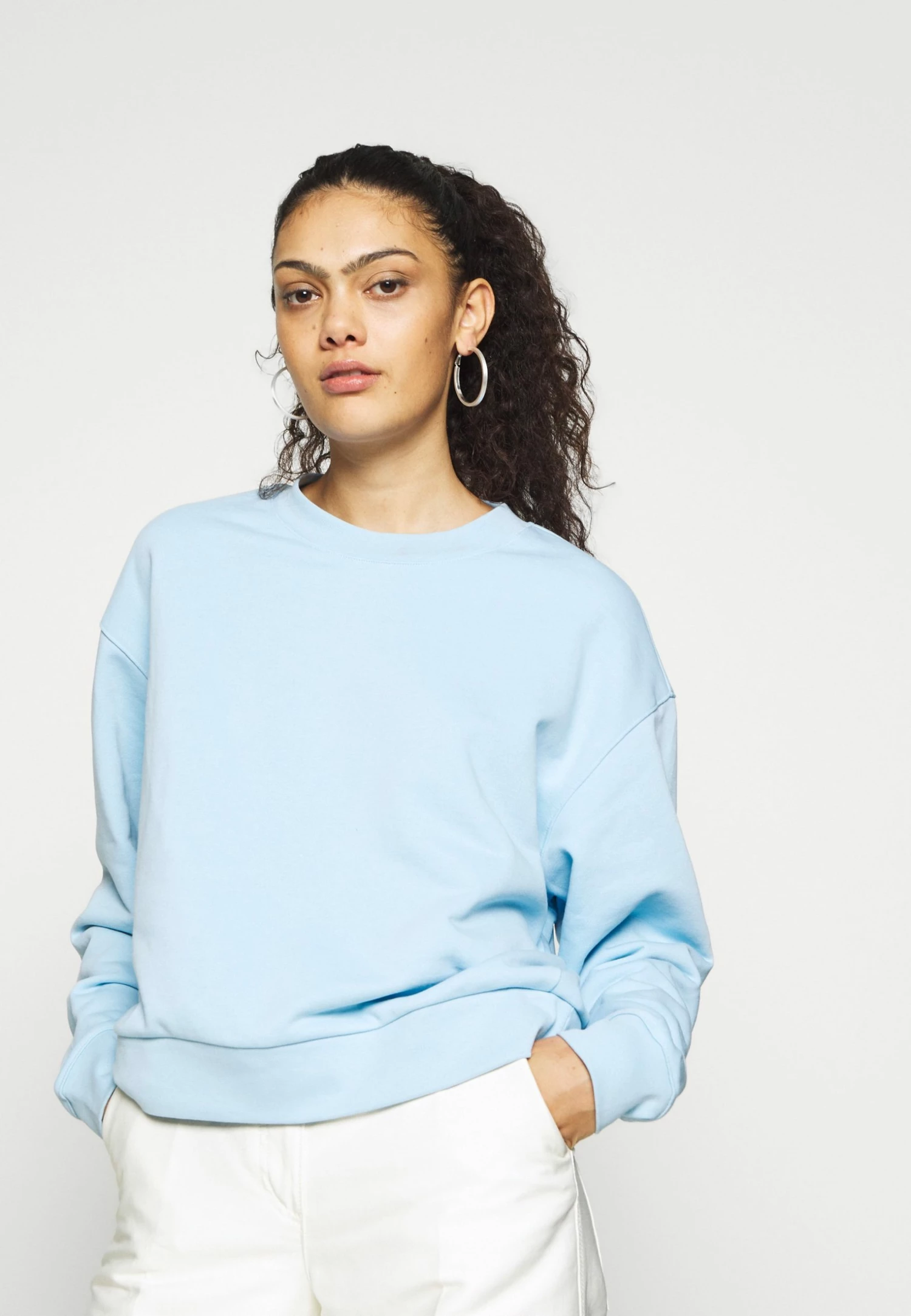 Weekday HUGE CROPPED - Sweatshirt Women 3 Weekday HUGE CROPPED - Sweatshirt Women
