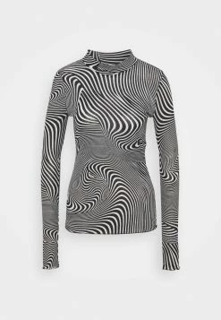 Weekday FIONA TURTLENECK PRINT - T-shirt à manches longues Women -France Weekday Soldes Boutique a932dc633b58498a860a344e77ceeede