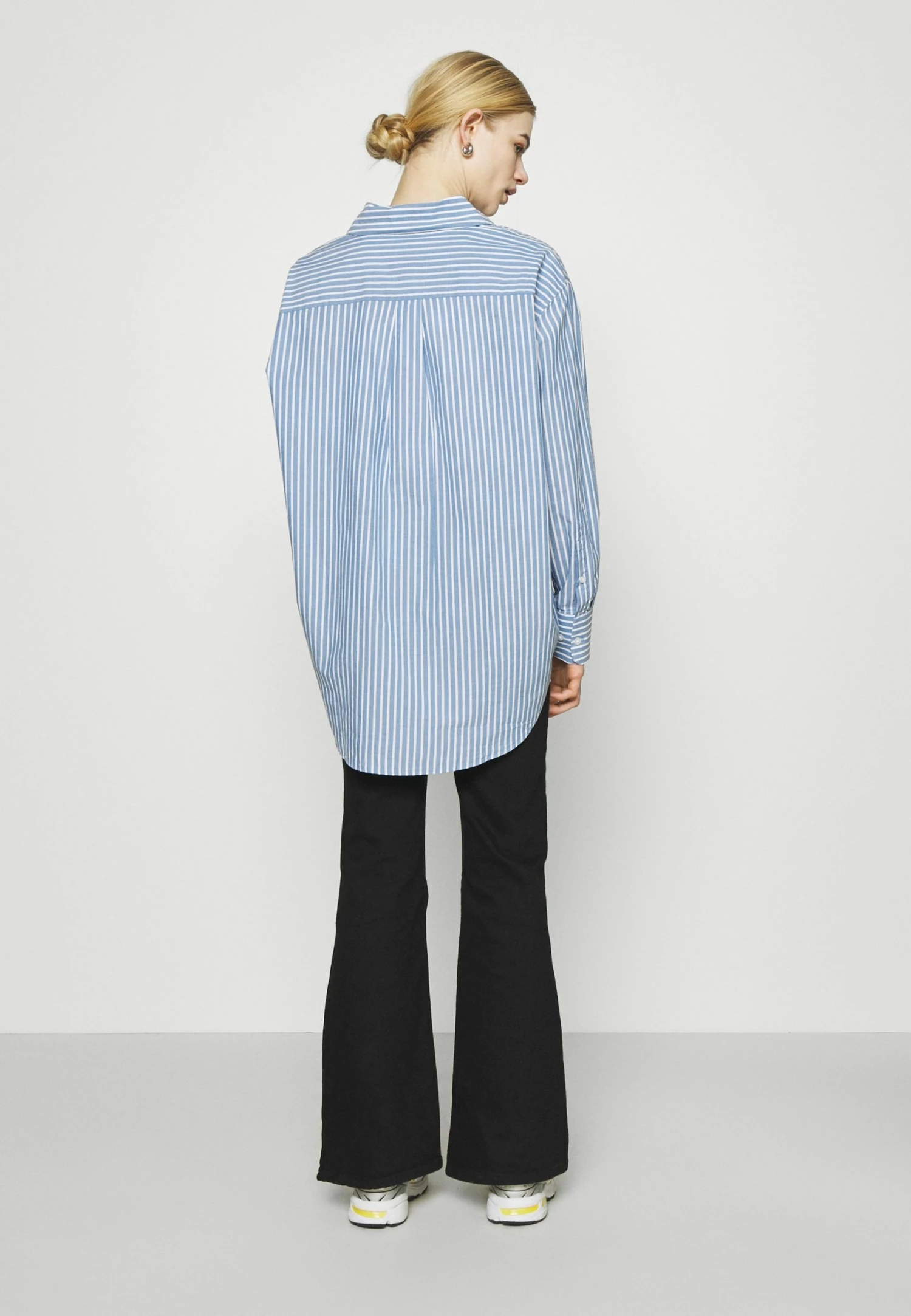 Weekday EDYN - Chemisier Women 5 Weekday EDYN - Chemisier Women – Image 3