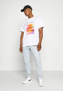 Weekday STEFY - T-shirt imprimé Men -France Weekday Soldes Boutique ac5cf9ee35e54989be946c70ade2c211