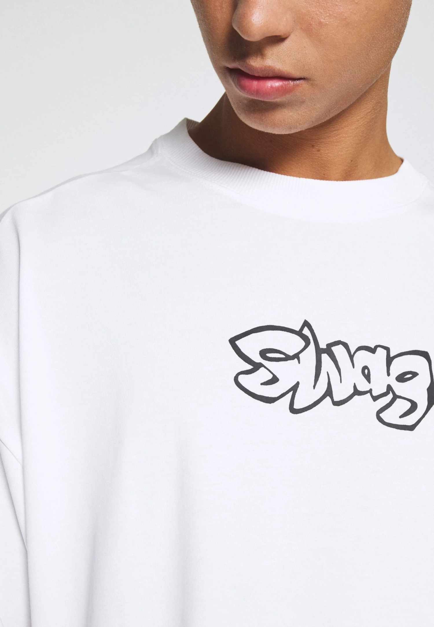 Weekday UNISEX MEGA OVERSIZED - T-shirt imprimé All 8 Weekday UNISEX MEGA OVERSIZED - T-shirt imprimé All – Image 6