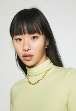 Weekday CHIE TURTLENECK - T-shirt à manches longues Women 18 Weekday CHIE TURTLENECK - T-shirt à manches longues Women -France Weekday Soldes Boutique b057a48435404a50aecb3819901e83e6