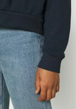 Weekday HUGE CROPPED - Sweatshirt Women -France Weekday Soldes Boutique b0f303e42a4b418b92d1e06e67fec91d