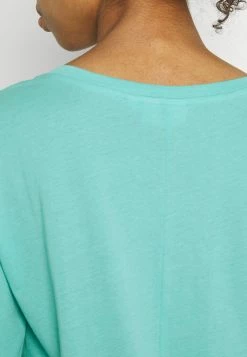 Weekday LAST V NECK - T-shirt basique Women -France Weekday Soldes Boutique b119329c7e214b3d86e22ebd0cba5f34