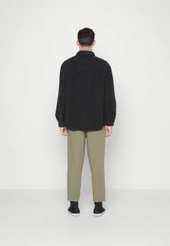 Weekday WORK OVERSHIRT - Veste polaire Men -France Weekday Soldes Boutique b17dd9132fa5491db9af1837379a9c8a