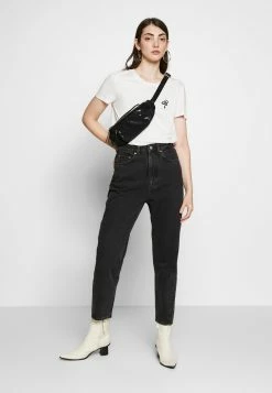 Weekday MEG HIGH MOM WASHED BACK - Jean droit Women -France Weekday Soldes Boutique b3c88e37aec84a2a99d1e1a7827c094d