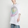 Weekday HUGE - T-shirt imprimé Women