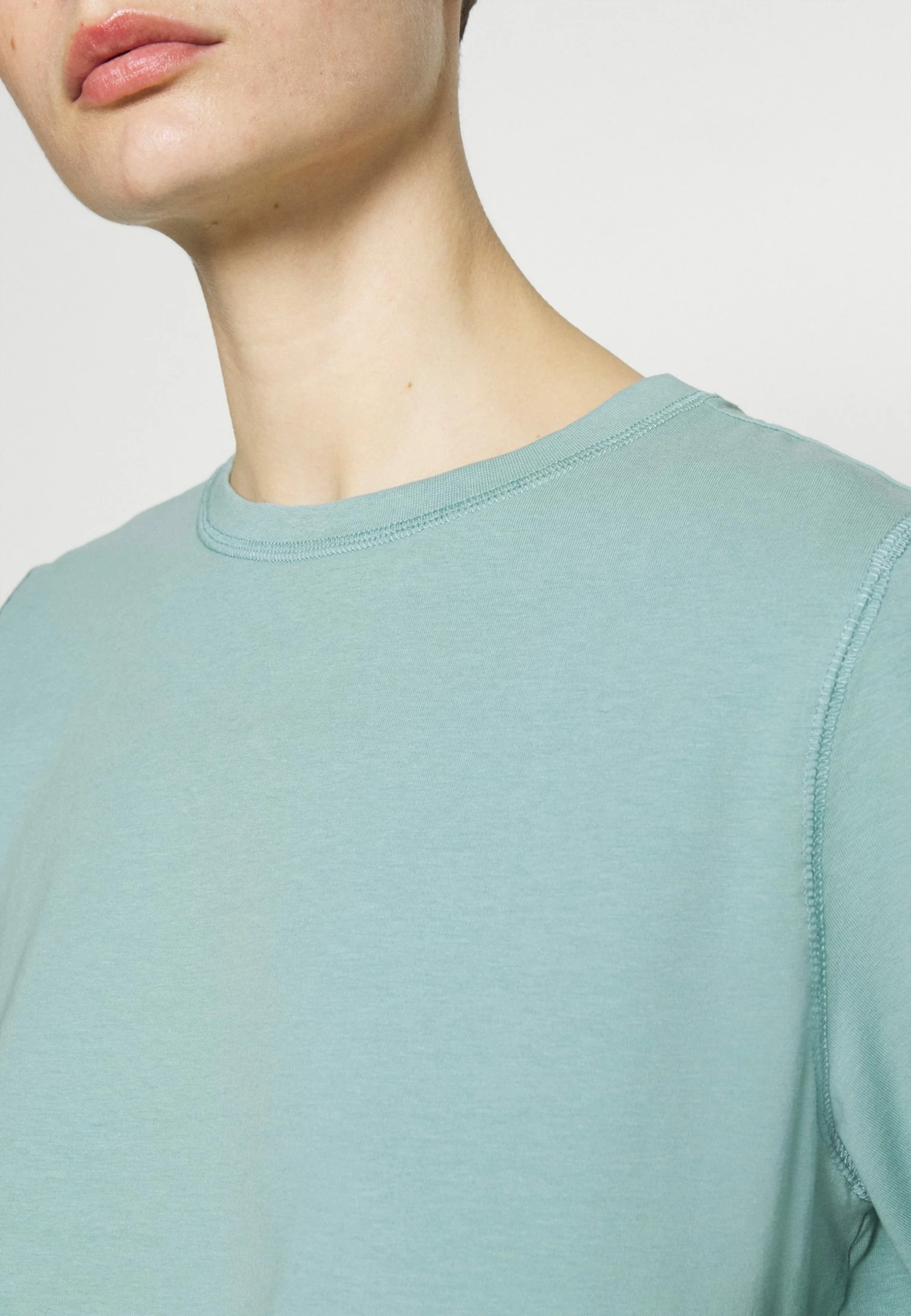 Weekday TRISH - T-shirt basique Women 7 Weekday TRISH - T-shirt basique Women – Image 5