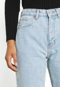 Weekday VOYAGE - Jean droit Women -France Weekday Soldes Boutique c3da016c8b7d4b9c83f6731e1d6a1cc7