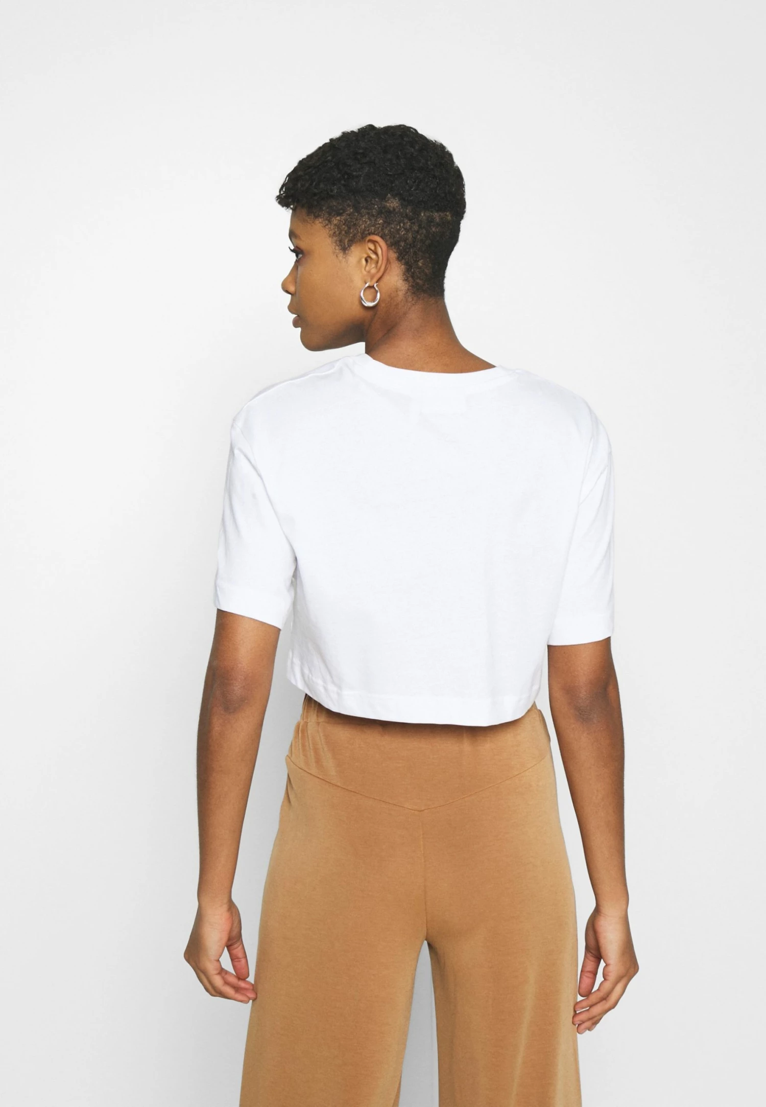 Weekday CROP VOLUME - T-shirt basique Women 5 Weekday CROP VOLUME - T-shirt basique Women – Image 3