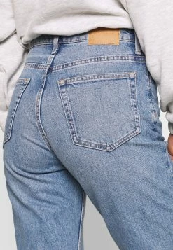 Weekday MIKA TUNED - Jean boyfriend Women -France Weekday Soldes Boutique cc299d4037cf4632b46421ddcd964268