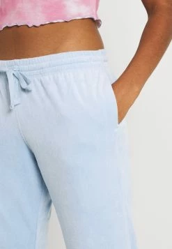 Weekday ROXANNA TROUSERS - Pantalon classique Women -France Weekday Soldes Boutique cdb3f5a636ec4c9f807b6ef5137f82a8