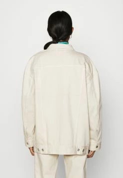 Weekday GIGA JACKET - Veste en jean Women -France Weekday Soldes Boutique d00a10794ec14b199c8940d45ed216c0