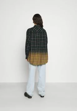 Weekday ELSIE OVERSIZED SHIRT - Chemisier Women 10 Weekday ELSIE OVERSIZED SHIRT - Chemisier Women -France Weekday Soldes Boutique d0da47396f8c40dbbc68ce19cbfd5006