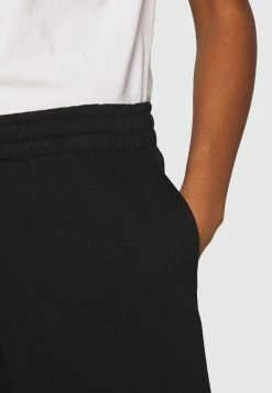 Weekday ROXA - Pantalon de survêtement Women 12 Weekday ROXA - Pantalon de survêtement Women -France Weekday Soldes Boutique d3172dfd5ff940d7baab3d5e246e4c81