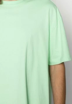 Weekday T-shirt basique Men 28 Weekday T-shirt basique Men -France Weekday Soldes Boutique d363112ee8254cf6ac050b83185924ab