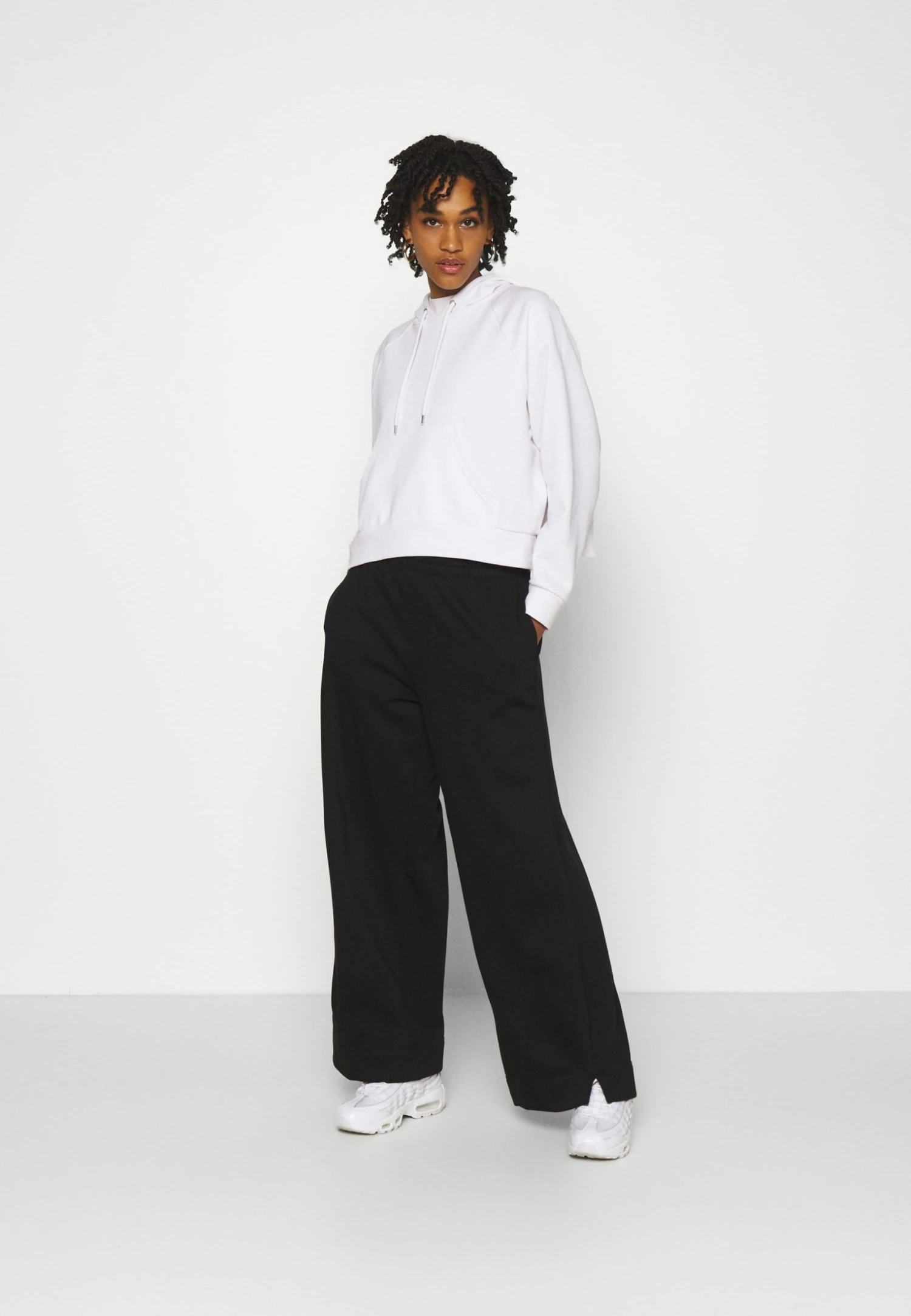 Weekday ROXA - Pantalon de survêtement Women 4 Weekday ROXA - Pantalon de survêtement Women – Image 2