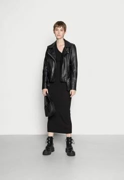 Weekday VIC ONE SHOULDER DRESS - Robe en jersey Women -France Weekday Soldes Boutique d47d3779968d435ba6ad554da2369c71