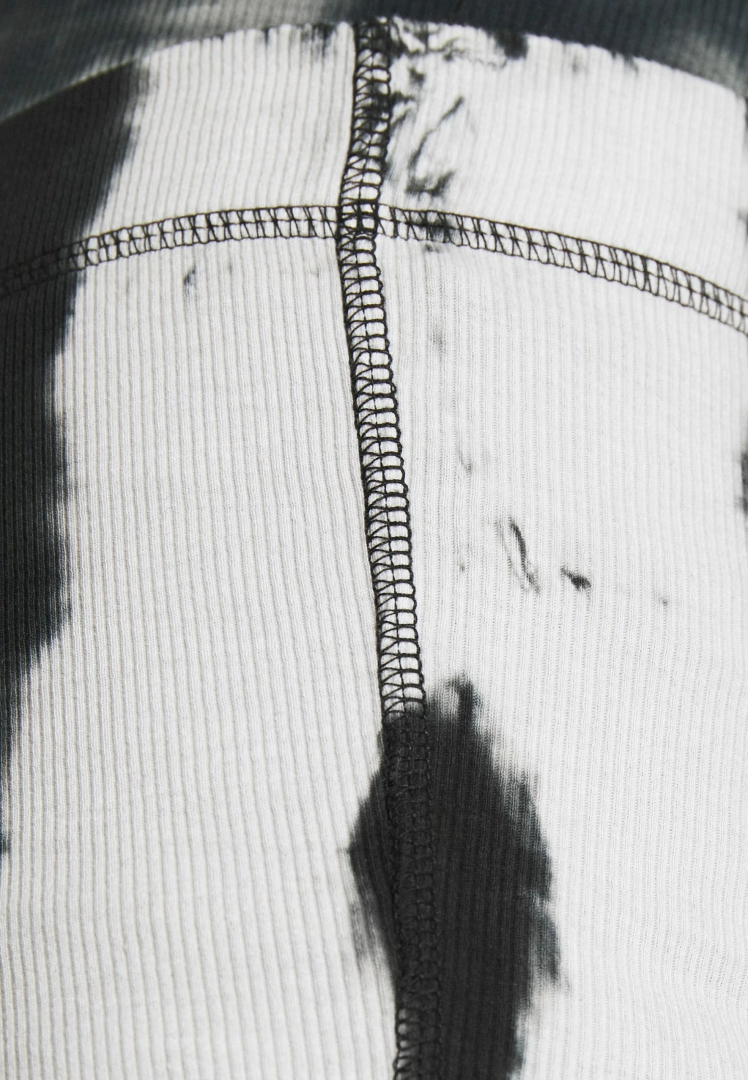 Weekday STELLA BIKER - Short Women 7 Weekday STELLA BIKER - Short Women – Image 5