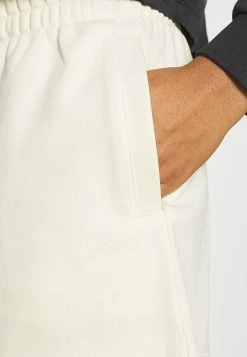 Weekday KAMA - Pantalon de survêtement Women -France Weekday Soldes Boutique dbce96c3b46946ffb3b35c3fccdeecf2