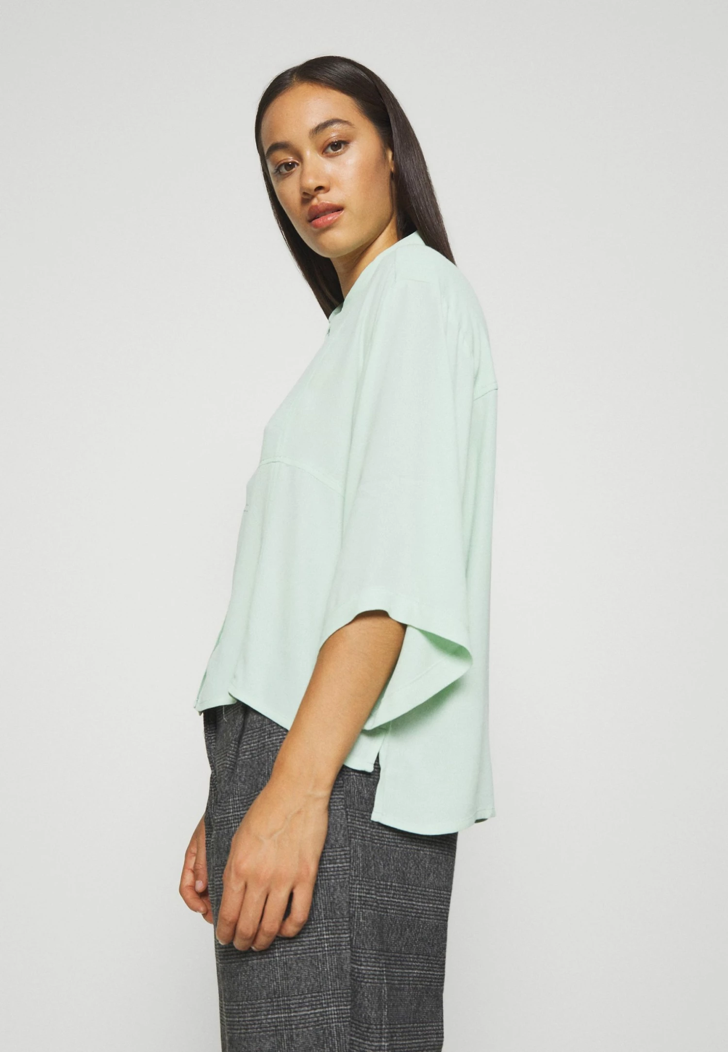 Weekday HEIDI - Chemisier Women 6 Weekday HEIDI - Chemisier Women – Image 4