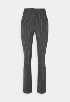 Weekday ALECIA TROUSER - Pantalon classique Women 16 Weekday ALECIA TROUSER - Pantalon classique Women -France Weekday Soldes Boutique dc7864b586cb4718996dfa5e9812653c