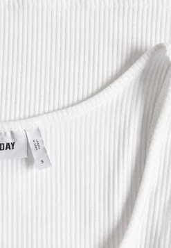 Weekday NOVELLA SINGLET - Débardeur Women 20 Weekday NOVELLA SINGLET - Débardeur Women -France Weekday Soldes Boutique dc89c22a12e64c909a5d428695b0f344