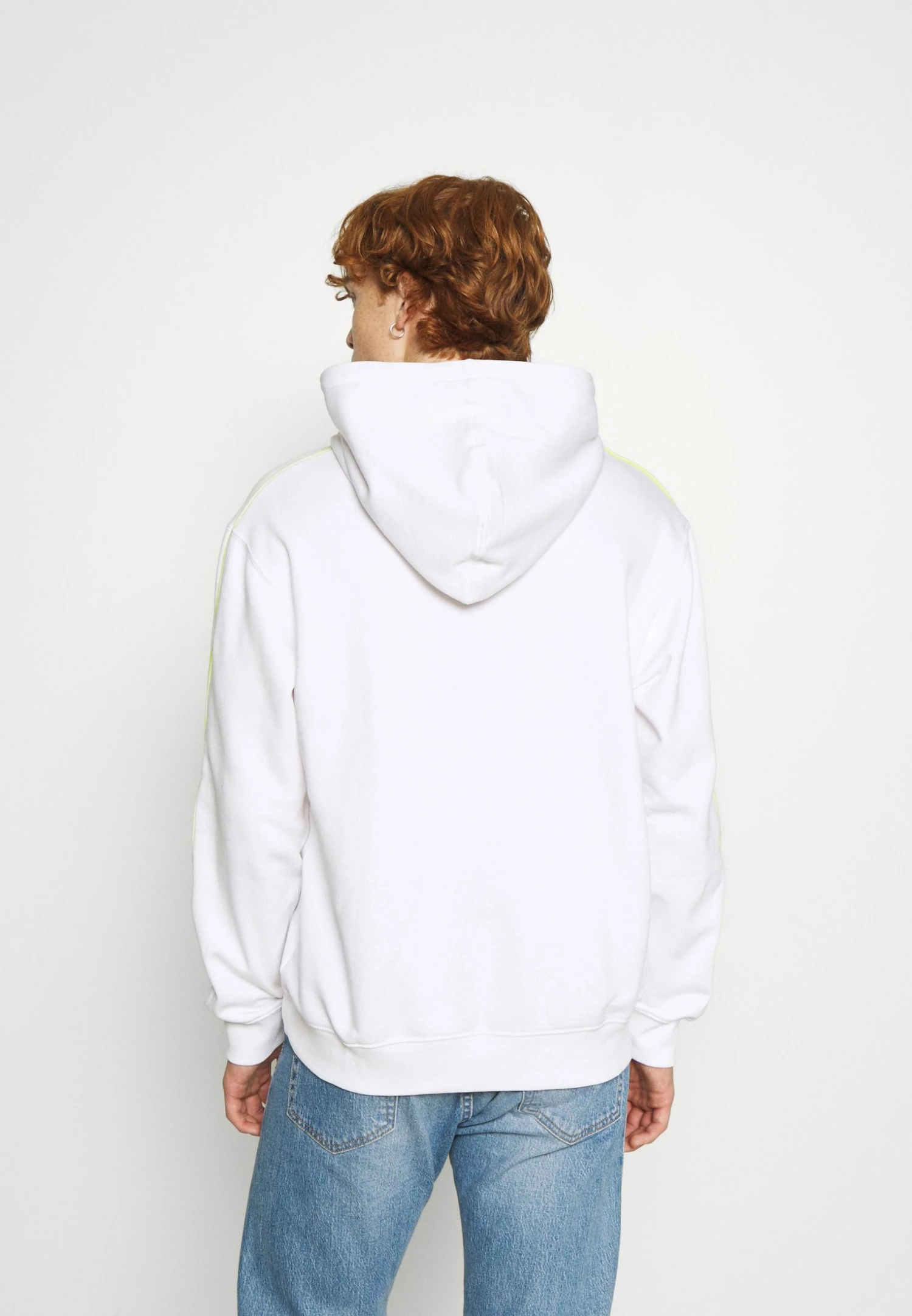 Weekday STANDARD HOODIE UNISEX - Sweat à capuche All 5 Weekday STANDARD HOODIE UNISEX - Sweat à capuche All – Image 3