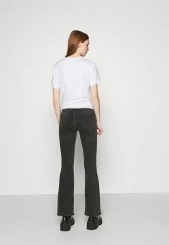 Weekday JEANS TUNED BLACK - Jean flare Women 11 Weekday JEANS TUNED BLACK - Jean flare Women -France Weekday Soldes Boutique dde56984ac4b4ccc886fa266242f5bc2