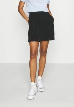 Weekday EDVINA - Short Women