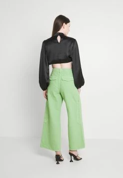 Weekday GRITTY TWILL WORKWEAR - Jean boyfriend Women -France Weekday Soldes Boutique e01e6b9994fb4eee9411d95a17889d5d