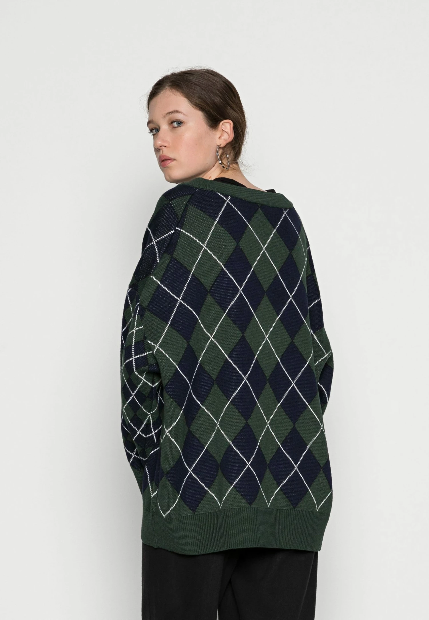 Weekday BORROWED CARDIGAN - Gilet Women 5 Weekday BORROWED CARDIGAN - Gilet Women – Image 3